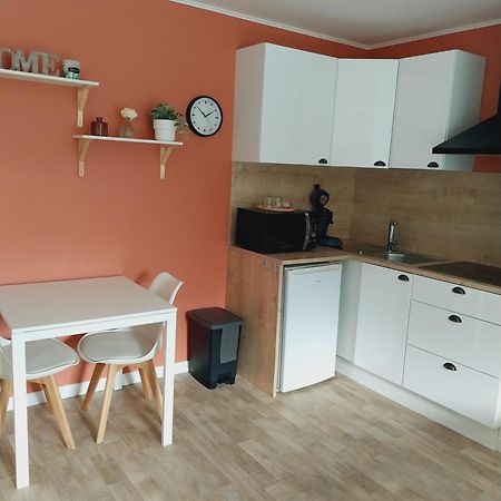 Superbe Grand Studio Tout Confort Avec Exterieur Poussan Exterior foto